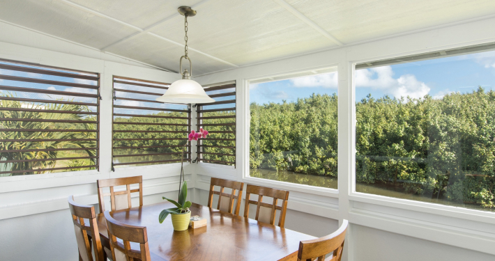 , The Dolphin Cottages & Historic Hanalei Town
