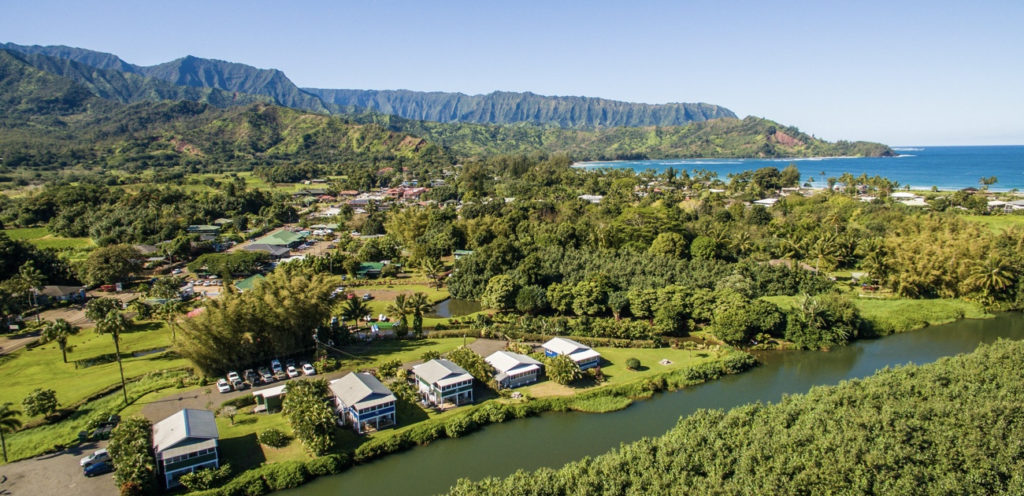 , The Dolphin Cottages & Historic Hanalei Town